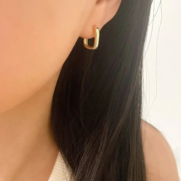 925 Sterling Silver Square Earrings Geometric Huggie Hoop Earrings Small Hoops - Picture 3 of 7